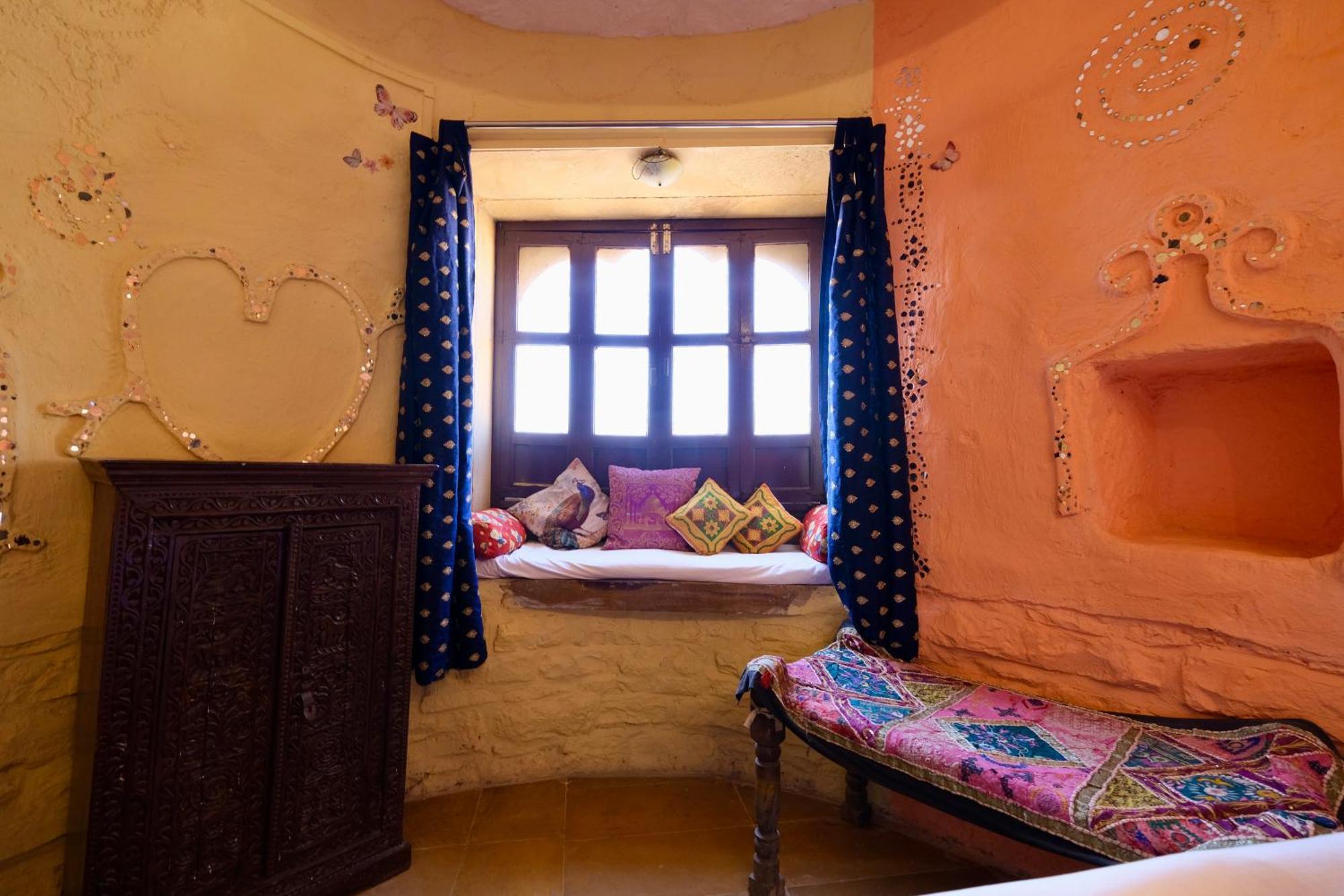 Saffron Guest House Джайсалмер Экстерьер фото