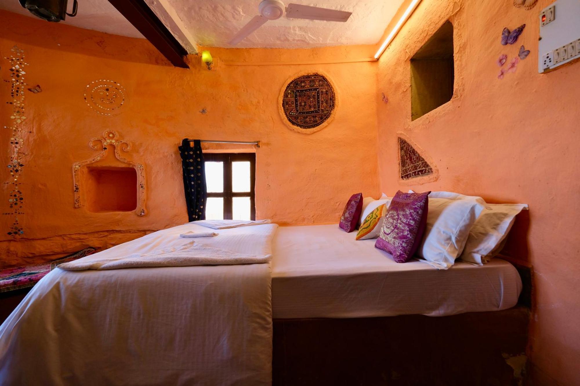 Saffron Guest House Джайсалмер Экстерьер фото