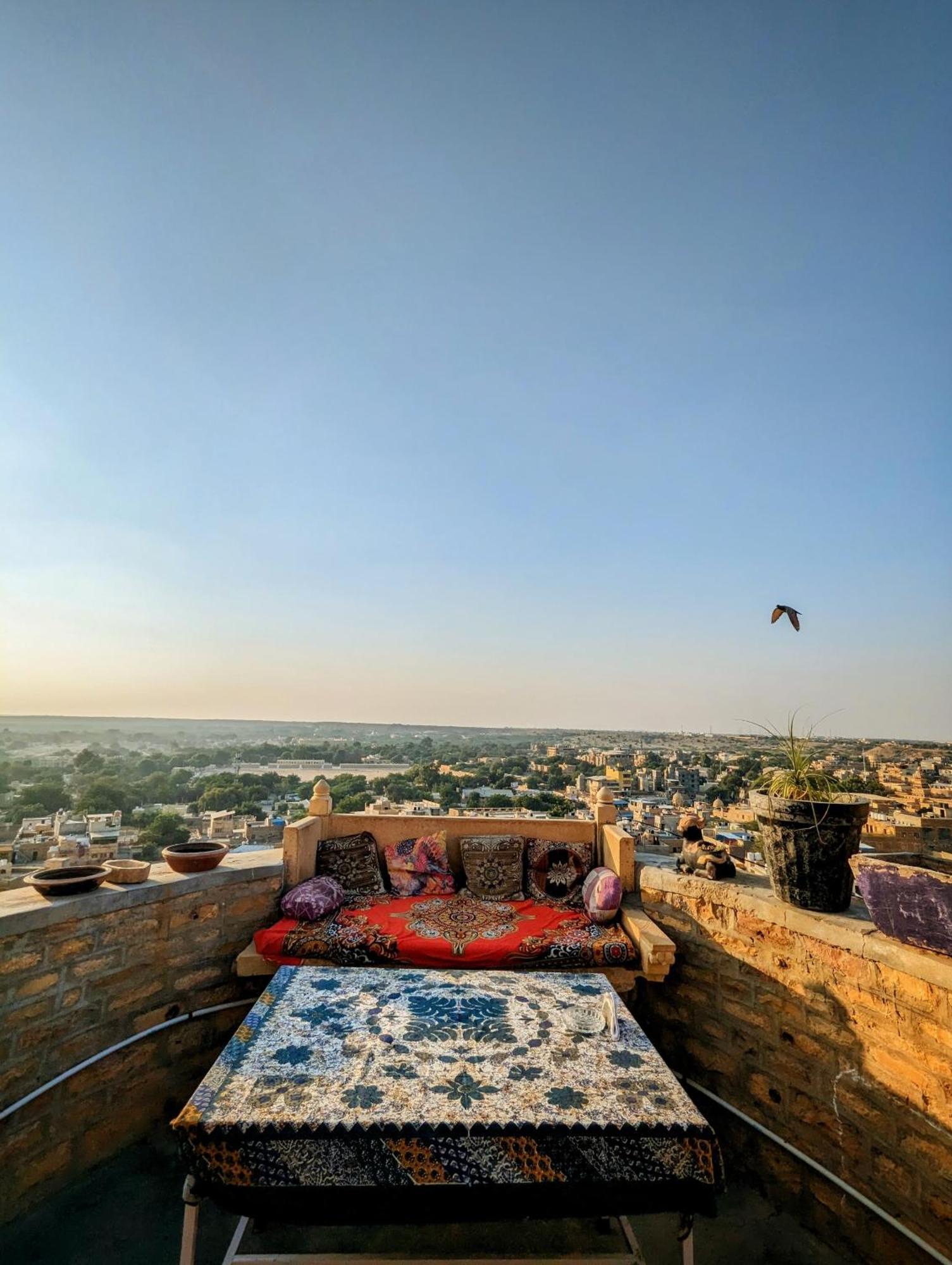 Saffron Guest House Джайсалмер Экстерьер фото