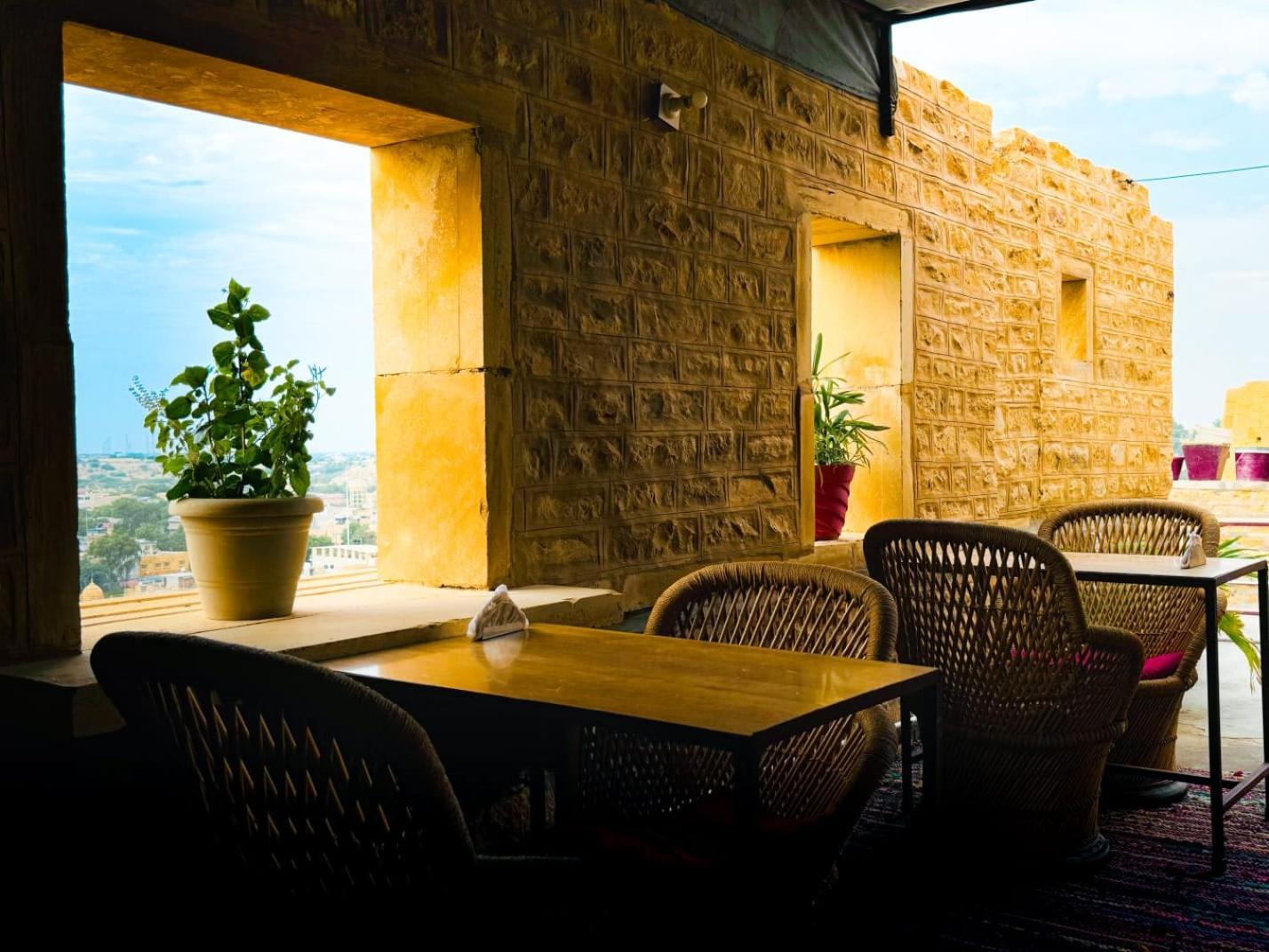 Saffron Guest House Джайсалмер Экстерьер фото