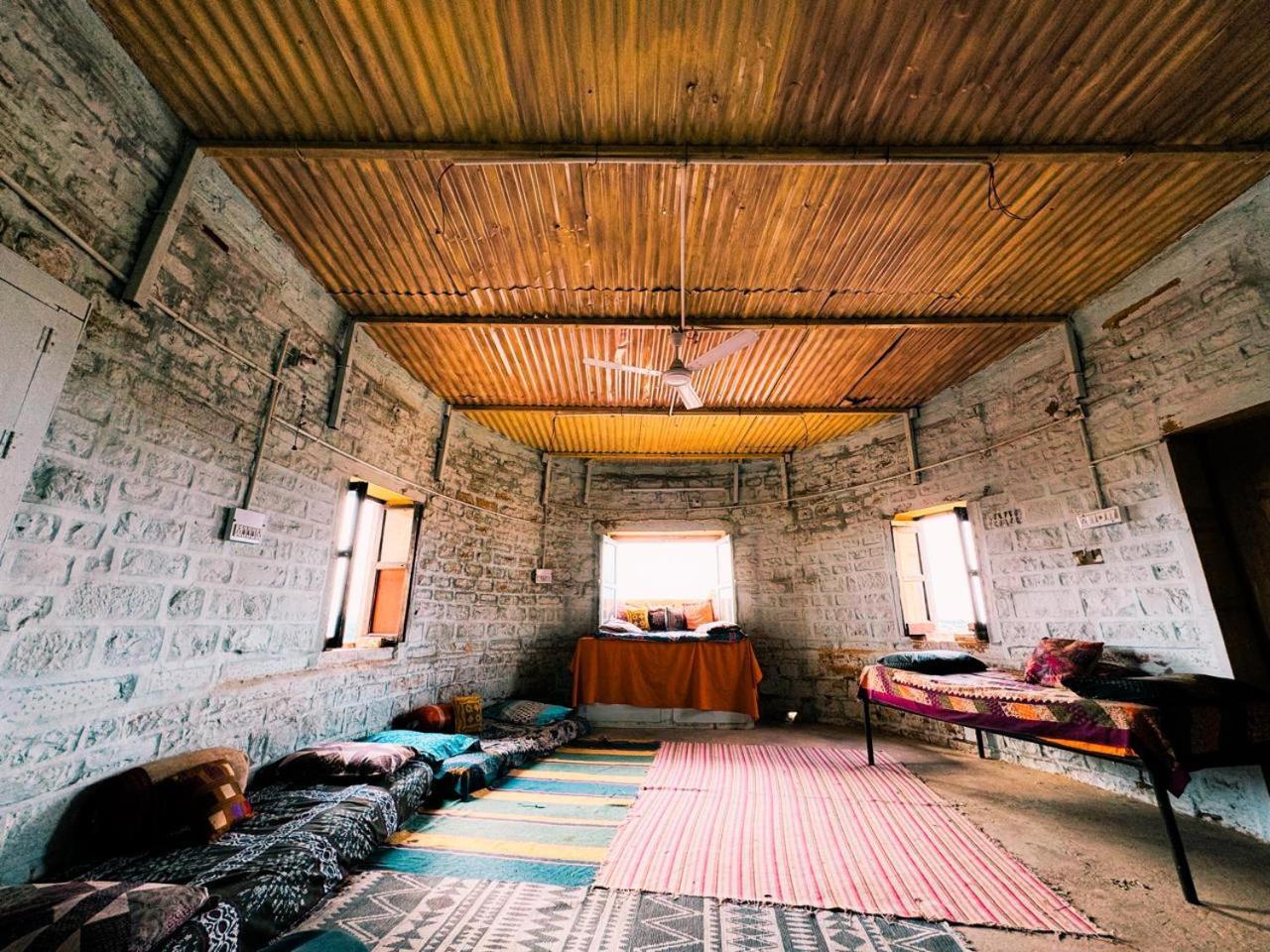 Saffron Guest House Джайсалмер Экстерьер фото